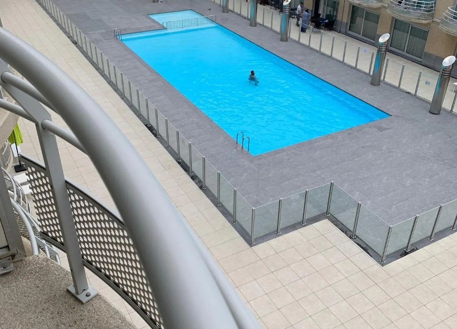 Zeezicht III - Modern Seaview Apartment With Swimmingpool T42 Ostende Bélgica